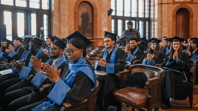 Vidéo sur la remise des diplômes de la 25ème promotion de l'ESFAM et le bal des Alumni